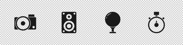 在球座上设置摄像、立体声扬声器、高尔夫球图片下载