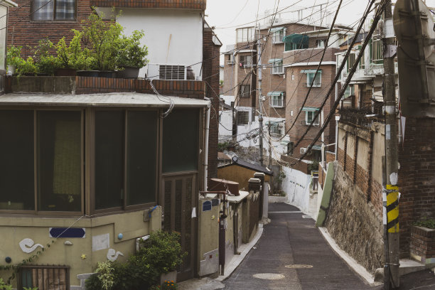 韩国首尔海华洞的小巷图片下载