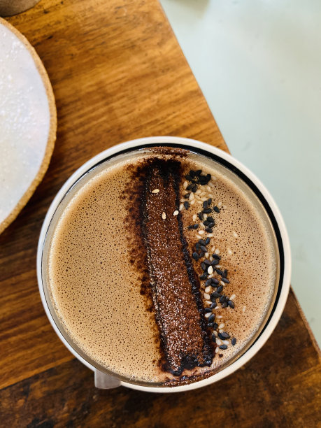 液体黄金图片下载