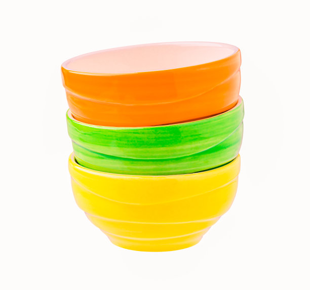 五颜六色的空陶瓷碗堆叠图片下载
