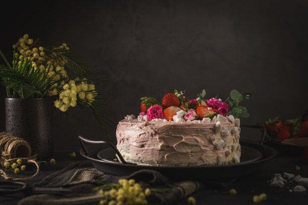 草莓蛋糕图片下载