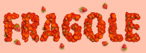 Fragole，草莓的意大利语单词，3d字母，水果制成的字母，3d插图图片下载