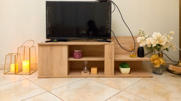 黑色LED电视木制电视柜客厅内饰家居装饰图片下载