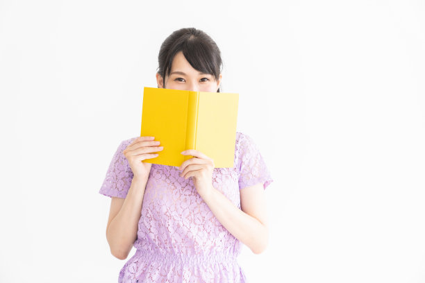 读过书的迷人亚洲女人图片下载