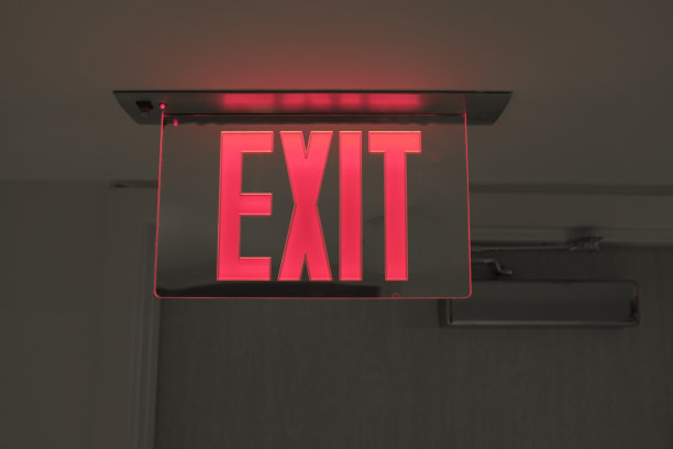 出口标志紧急和安全标志图片下载