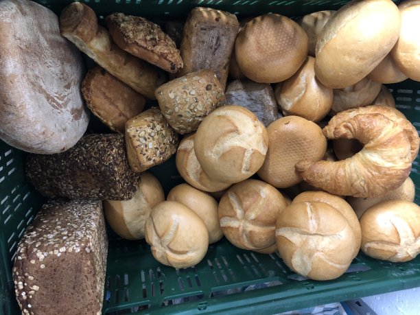 一盒新鲜烘焙食品图片下载