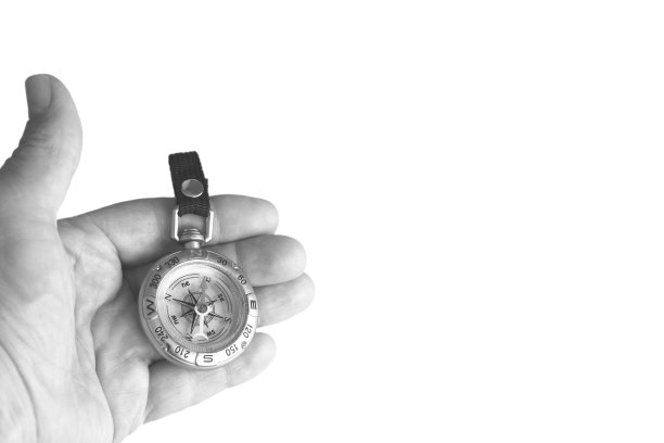 手持圆规孤立在白色背景上图片下载