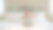 可爱的亚洲婴儿肖像6个月的婴儿学习坐平衡在床上。婴儿看护技能的发展。快乐的微笑宝宝自己在家里玩和高兴。图片下载