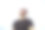 英俊的光头男模在阴影里想着成功的城市图片下载