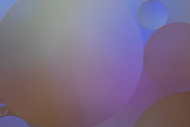 蓝色、紫色和橙色的泡泡图片下载