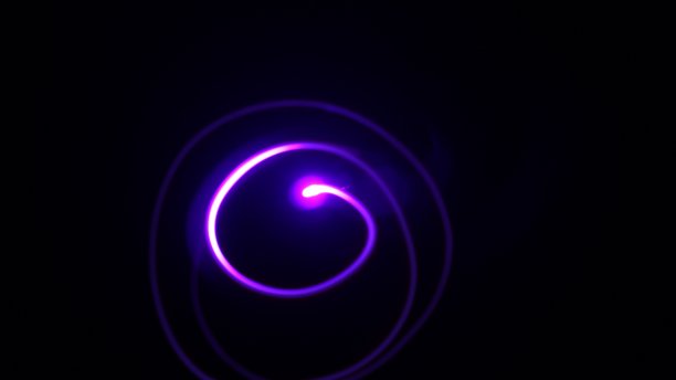 紫色的长曝光线和深色的背景图片下载