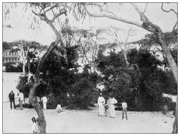 古董黑白照片:公园和广场，卡瓜斯，波多黎各图片下载
