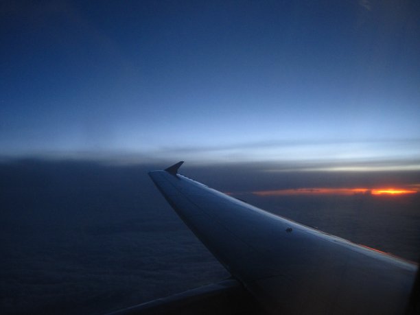 从飞机上看日落图片下载