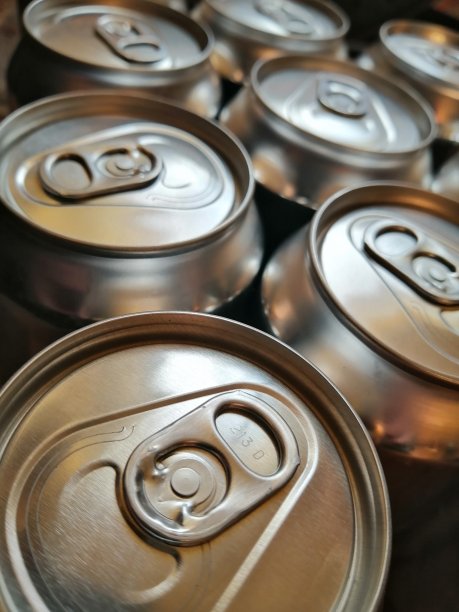 罐啤酒图片下载