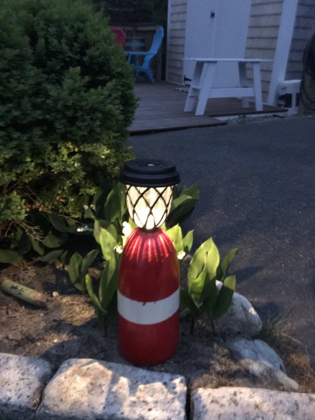 浮标在晚上图片下载