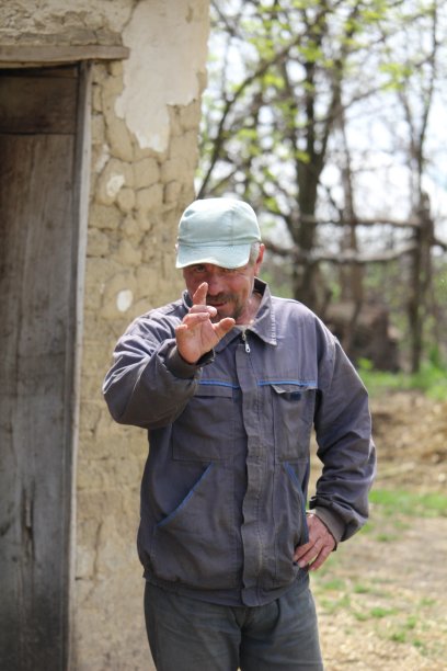 有胡子的成熟男人图片下载