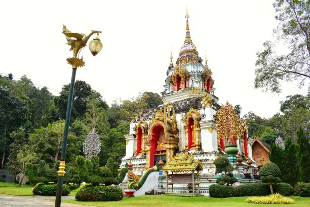 泰国湄洪子湄庞寺宝塔。图片下载