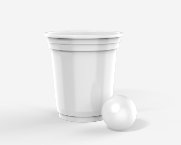 空白啤酒乒乓一次性杯子和球设置的品牌和模型。图片下载
