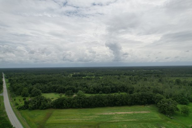 高空鸟瞰图详细介绍地平线图片下载