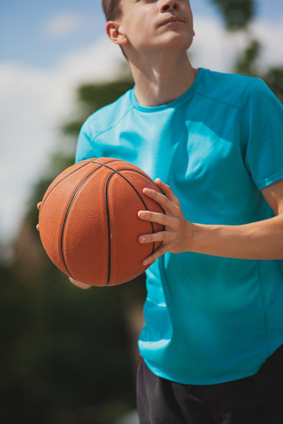 篮球运动员图片下载