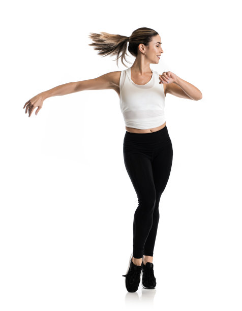 西班牙女子在练习尊巴舞图片下载