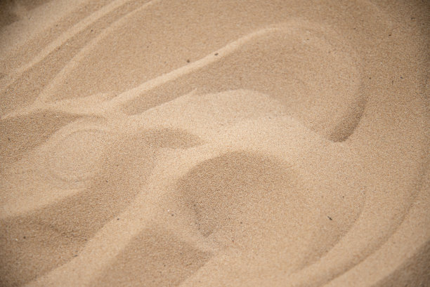 形成痕迹的沙子。看起来像沙漠图片下载