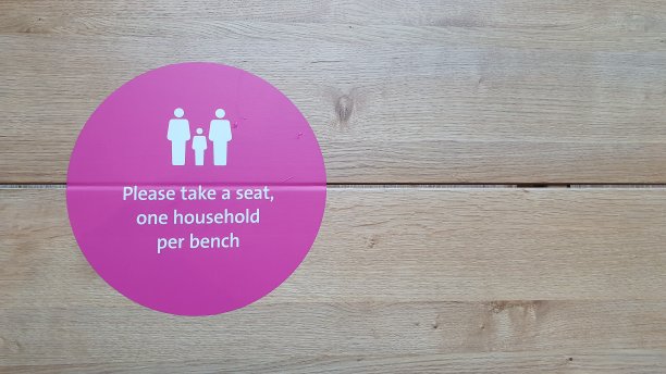 社会距离图片下载