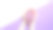 女性双手捧着白色背景上的丁香花。天然美容产品概念。俯视图，平放。图片下载