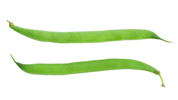 特写绿豆孤立在白色的背景。前视图。健康食品。图片下载