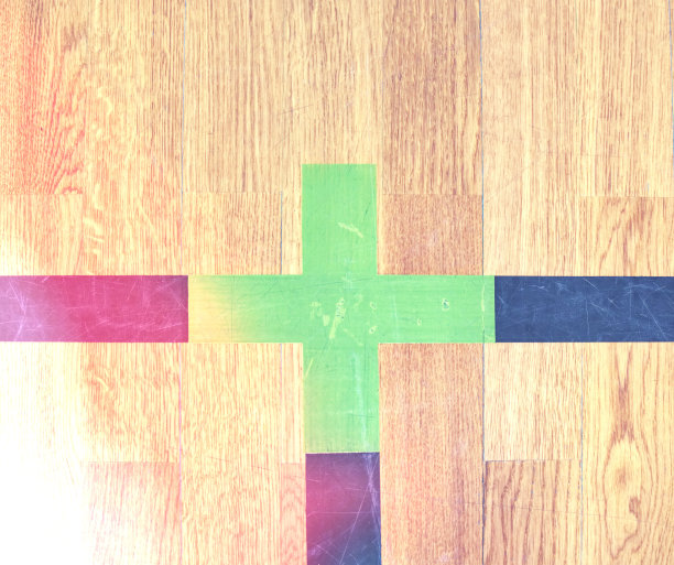 在角落里穿过操场的线，漆成绿色的十字。图片下载