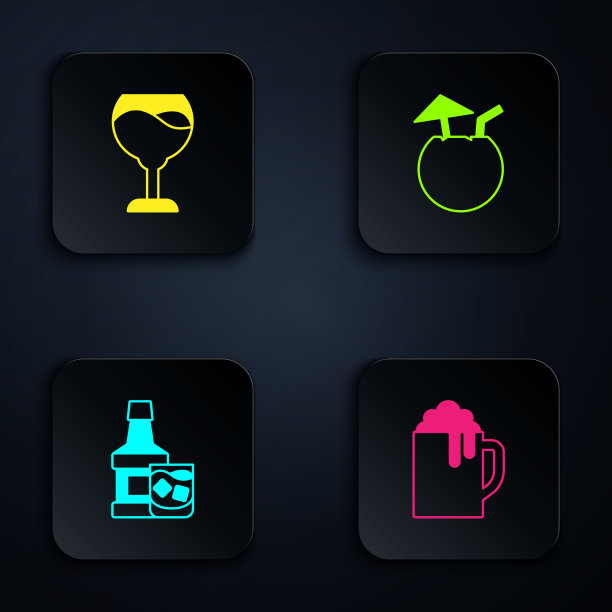 设置木制啤酒杯，酒杯，威士忌酒瓶图片下载