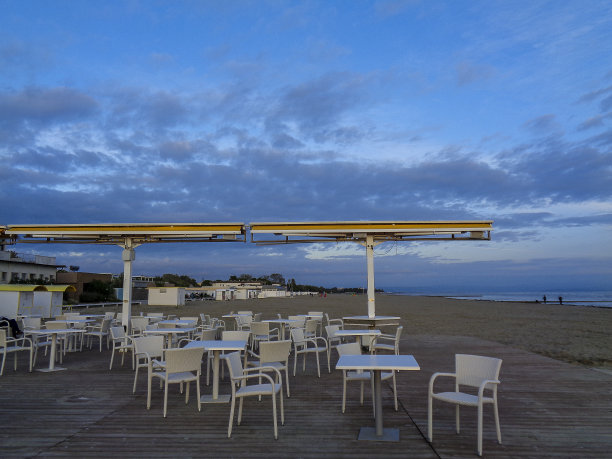 希腊寂寞的海滩图片下载