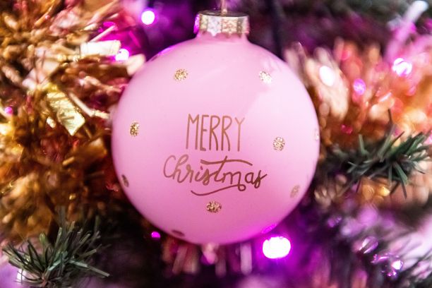 带有文字的圣诞装饰物图片下载