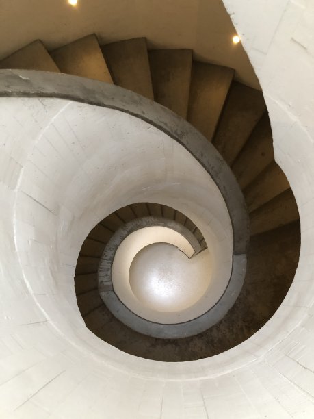 旋转楼梯图片下载