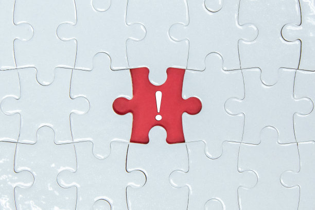缺一块拼图在中间，红色的空格带感叹号的图标。图片下载