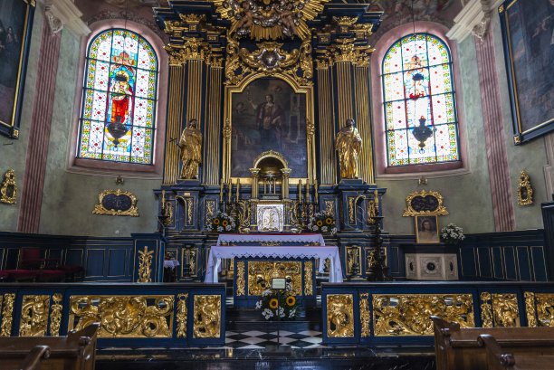 波兰克拉科夫的圣玛丽大教堂图片下载