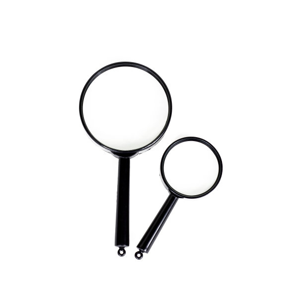 黑色放大镜孤立在白色背景上图片下载