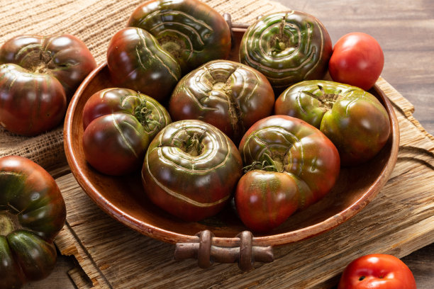 有机种植西红柿图片下载