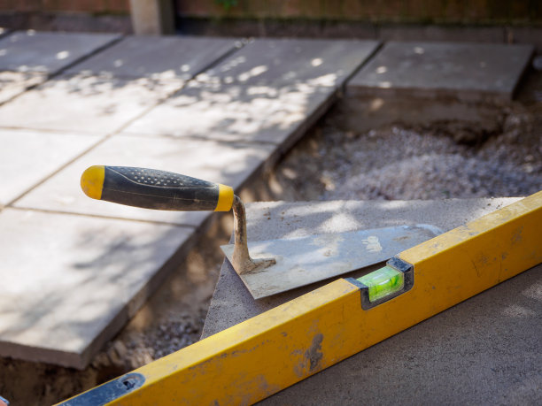 铺设天井板和绿化图片下载
