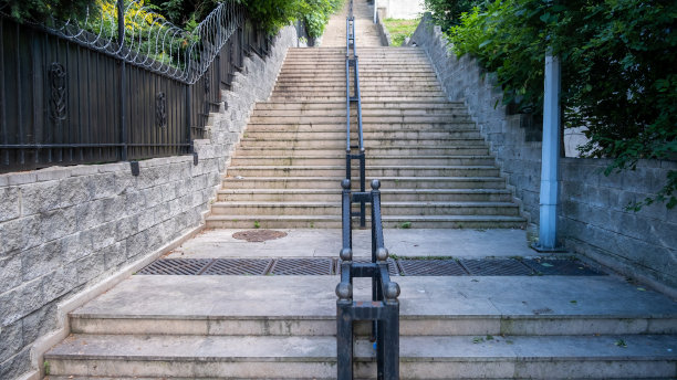 空楼梯背景图片下载