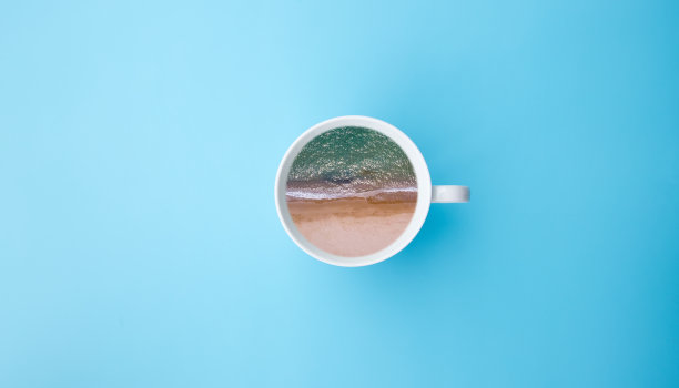 一杯大海图片下载