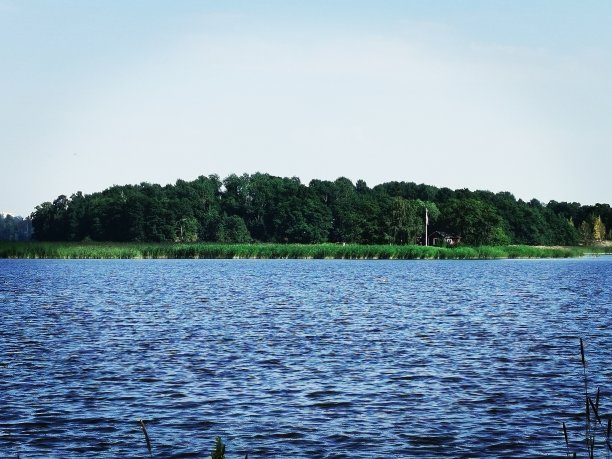 俯瞰大海的岛屿景色图片下载