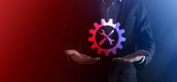 用工具手持齿轮图标的商人齿轮目标焦点数字图表，图形界面，虚拟UI屏幕，连接网络的概念。图片下载