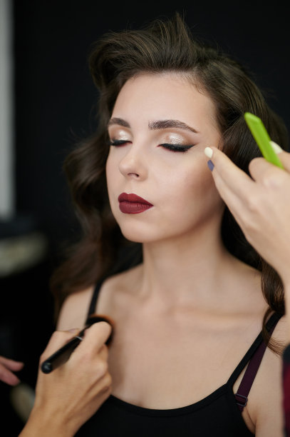 准备时装模特图片下载