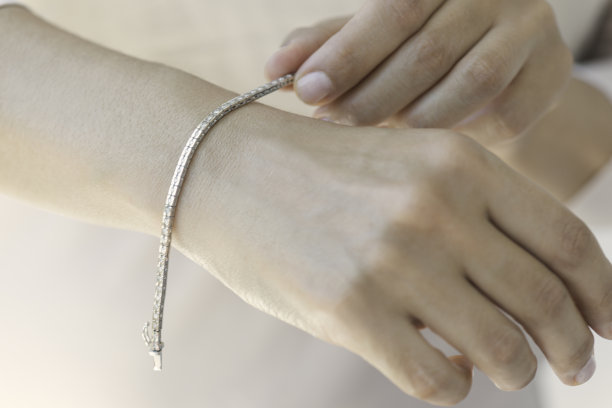 钻石手镯图片下载