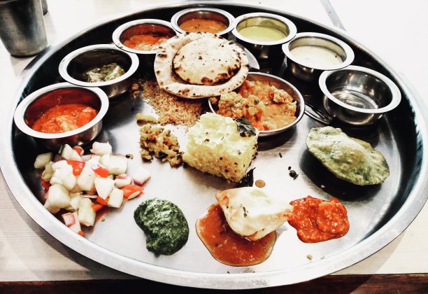 古吉拉特·塔利图片下载