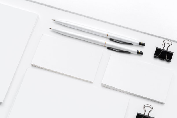 空白的文具/商业品牌孤立在白色背景上图片下载