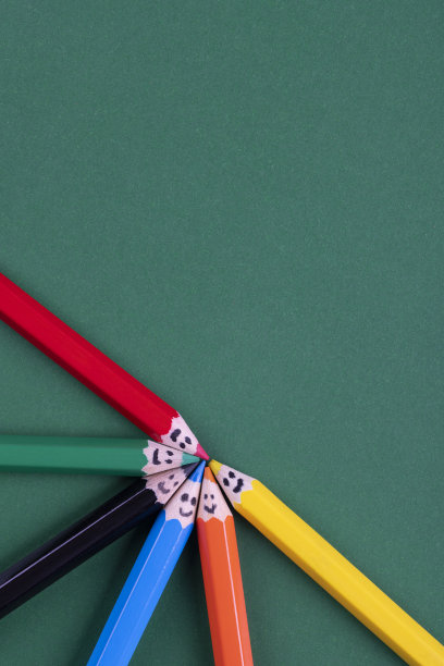 彩色铅笔图片下载