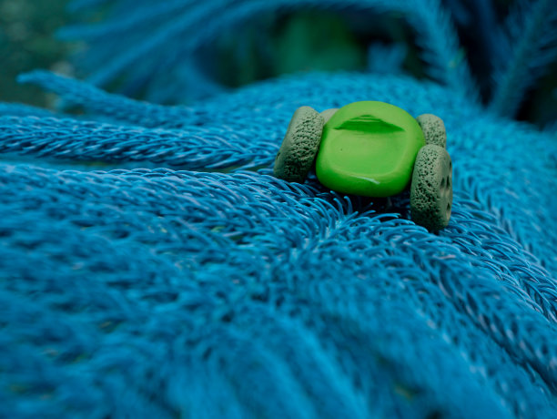 以自然为概念的泥塑艺术图片下载