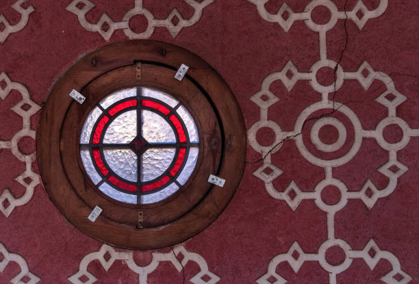 阿拉伯式背景上的圆形天窗图片下载